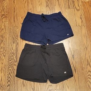 (2) pairs GapFit shorts